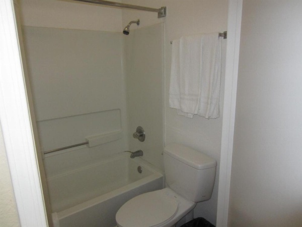 Beachview Inn image 17
